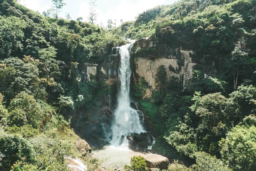 ramboda-falls-nuwara-eliya-waterfall-1024x683