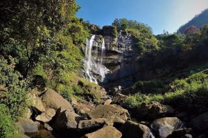 Bomburu Ella Waterfall - Nuwara Eliya
